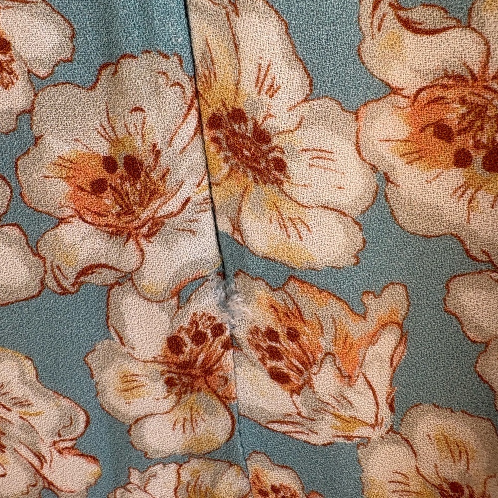 Melrose and Market Soft Floral Midi Dress - Picture 6 of 6
